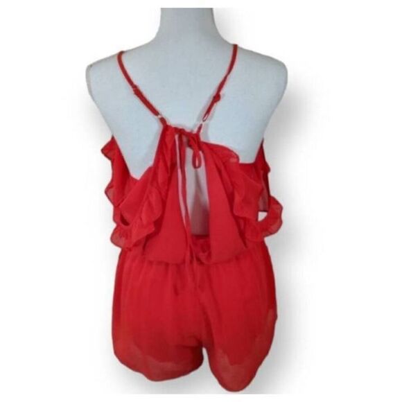 THE HANGER RED COLD SHOULDER ROMPER SZ.S EUC. - Picture 3 of 8